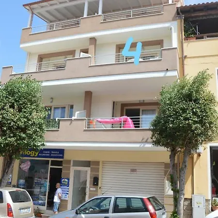 4 - Via Carlo Alberto 26a - Immobileuro Srl קאסטלסארדו